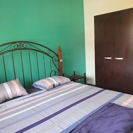 Superbe Appartement Avec Piscine, Proche Centre Ville, Restaurant, Mer Saly Ngoại thất bức ảnh