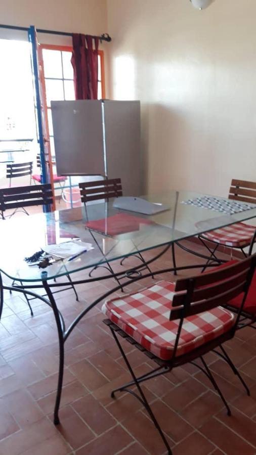 Superbe Appartement Avec Piscine, Proche Centre Ville, Restaurant, Mer Saly Ngoại thất bức ảnh